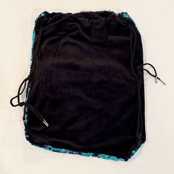 Mermaid Reversible Sequin Drawstring Bag - Picture 3 of 4